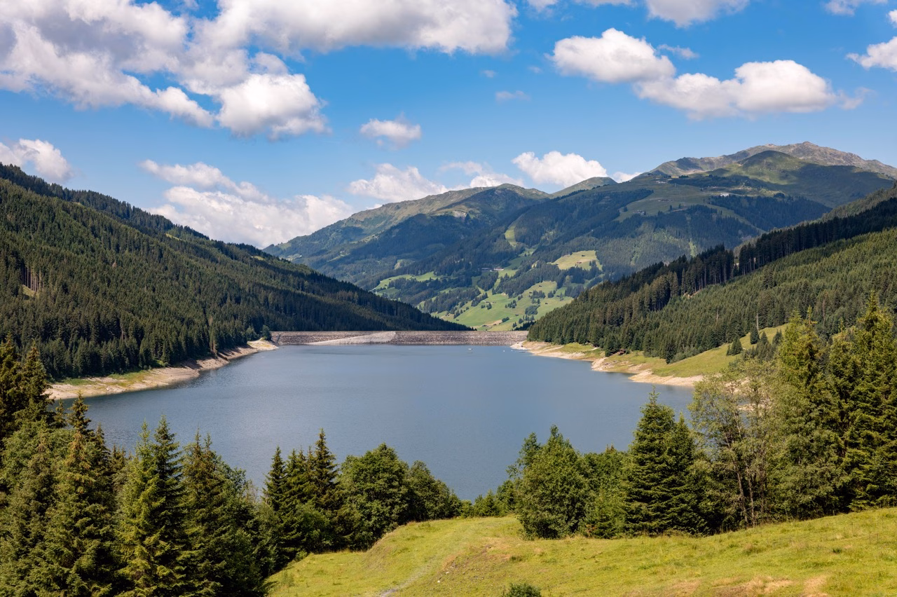 Groß (Emmas_Almchalet_Hochkrimml_39_Koenigsleiten_Dabernig_Aussicht_1)
